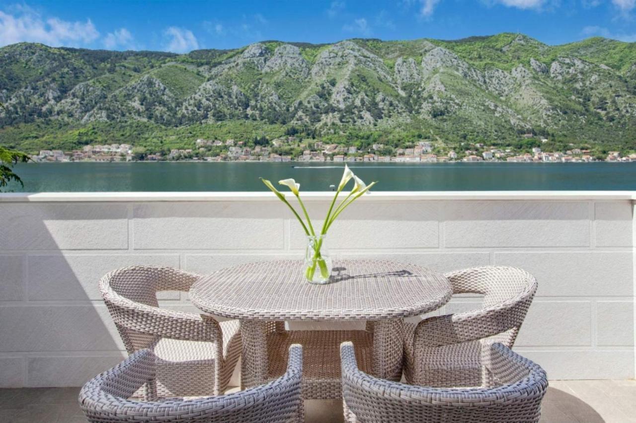Otasevic Family Sea View Apartment Kotor Exterior foto